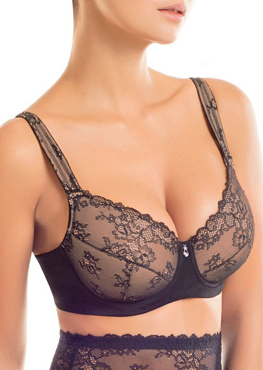 Бюст Nikol Djumon