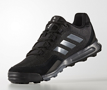 Кроссовки муж. Adidas