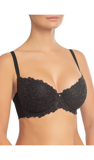 Бюст Nikol Djumon