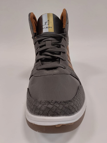 Кроссовки муж. Saijun