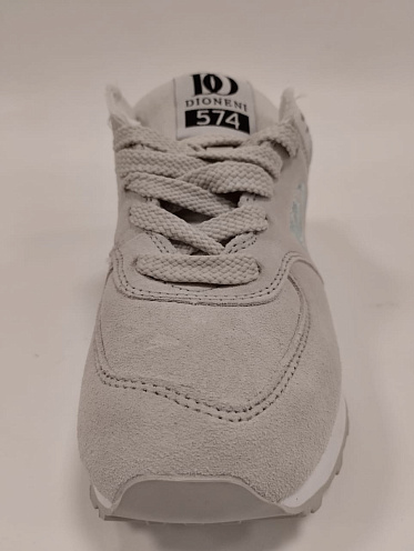Кроссовки жен. Dioneni